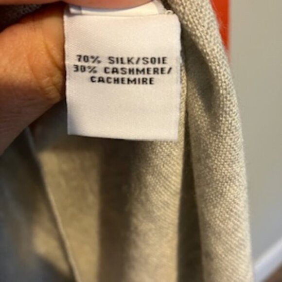 Diane Von Furstenberg Silk Cashmere blend sweater Size Small - Picture 5 of 5